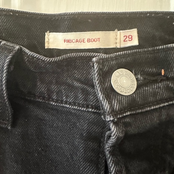 Levi’s Ribcage Bootcut - Picture 3 of 5